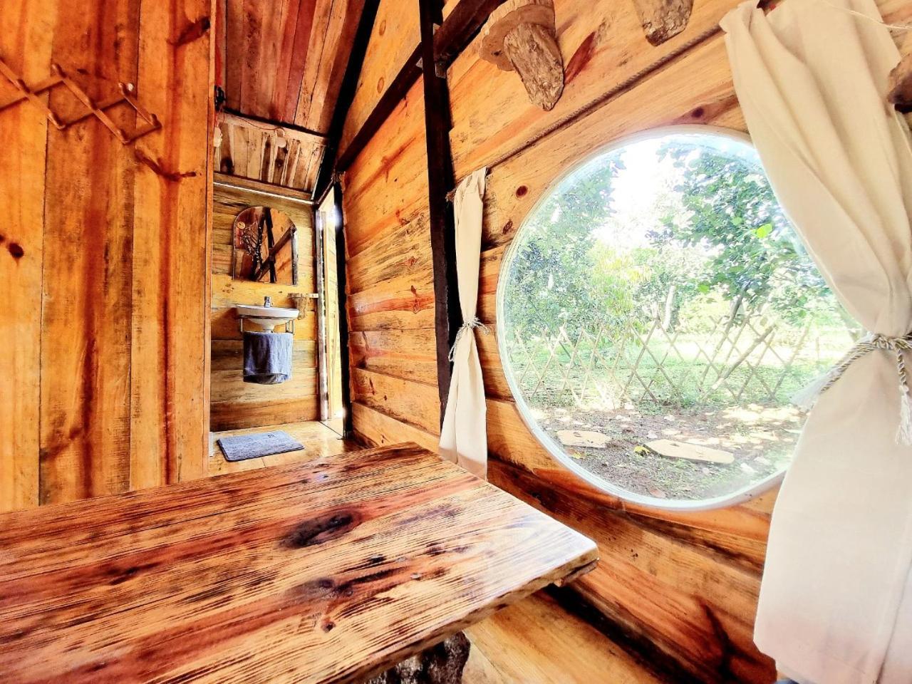 Homestay Vuon Trai Cay Nhiet Doi Vo Uu Garden Bảo Lộc Kültér fotó