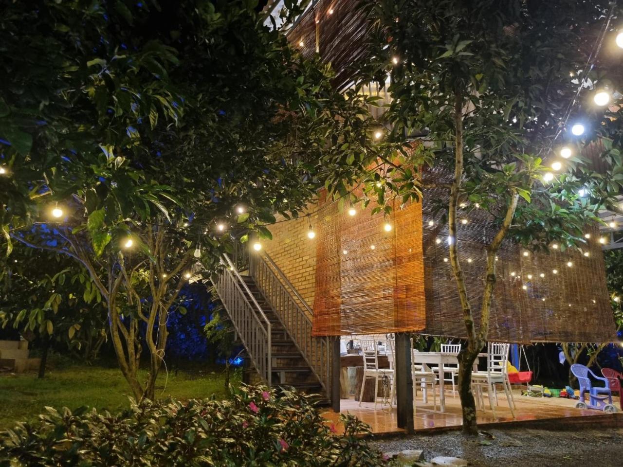 Homestay Vuon Trai Cay Nhiet Doi Vo Uu Garden Bảo Lộc Kültér fotó