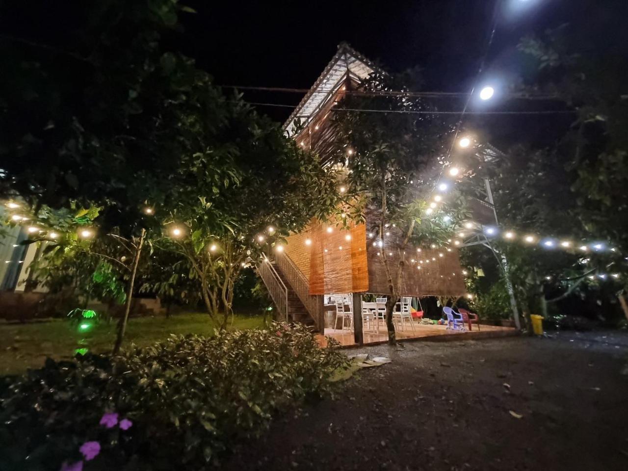 Homestay Vuon Trai Cay Nhiet Doi Vo Uu Garden Bảo Lộc Kültér fotó